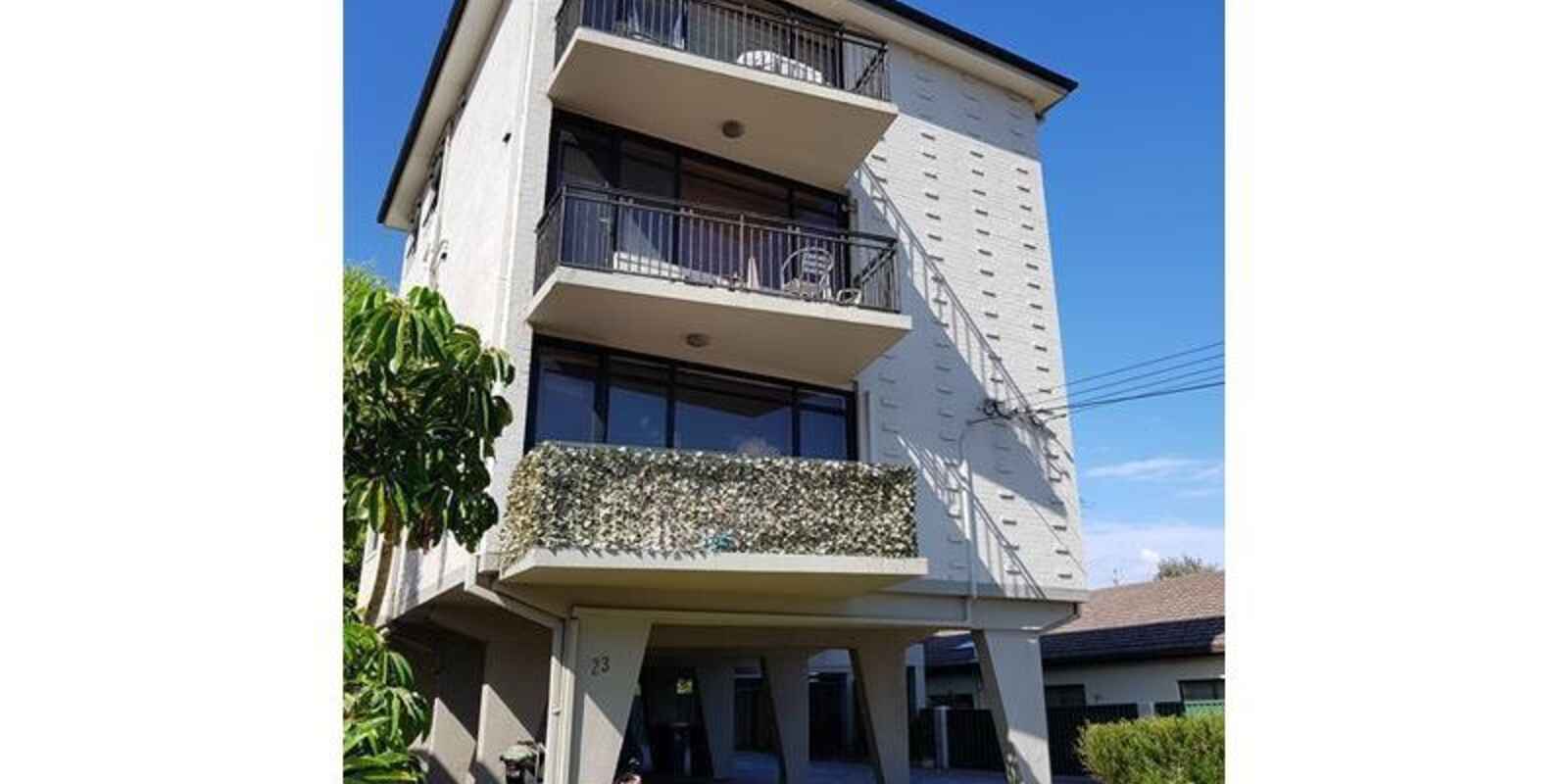 8/23 Duncan Street Maroubra