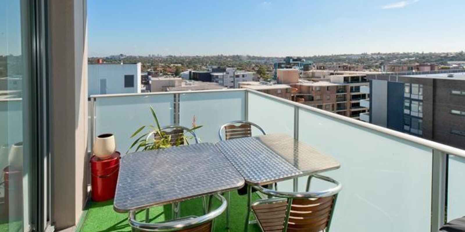 912/1 Bruce Bennett Place Maroubra