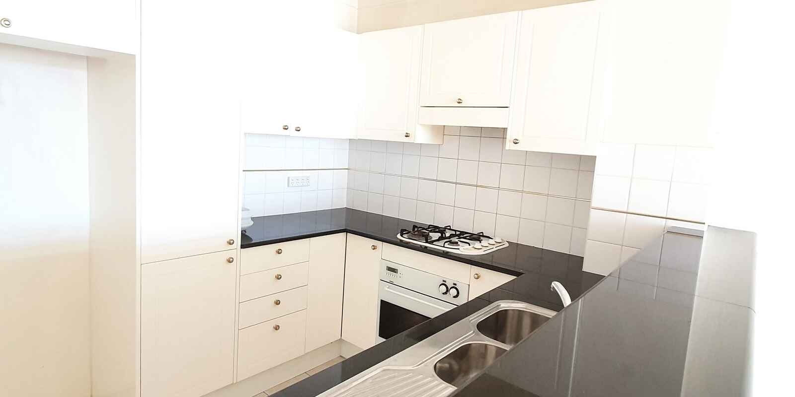 5B/343 Anzac Parade Kingsford