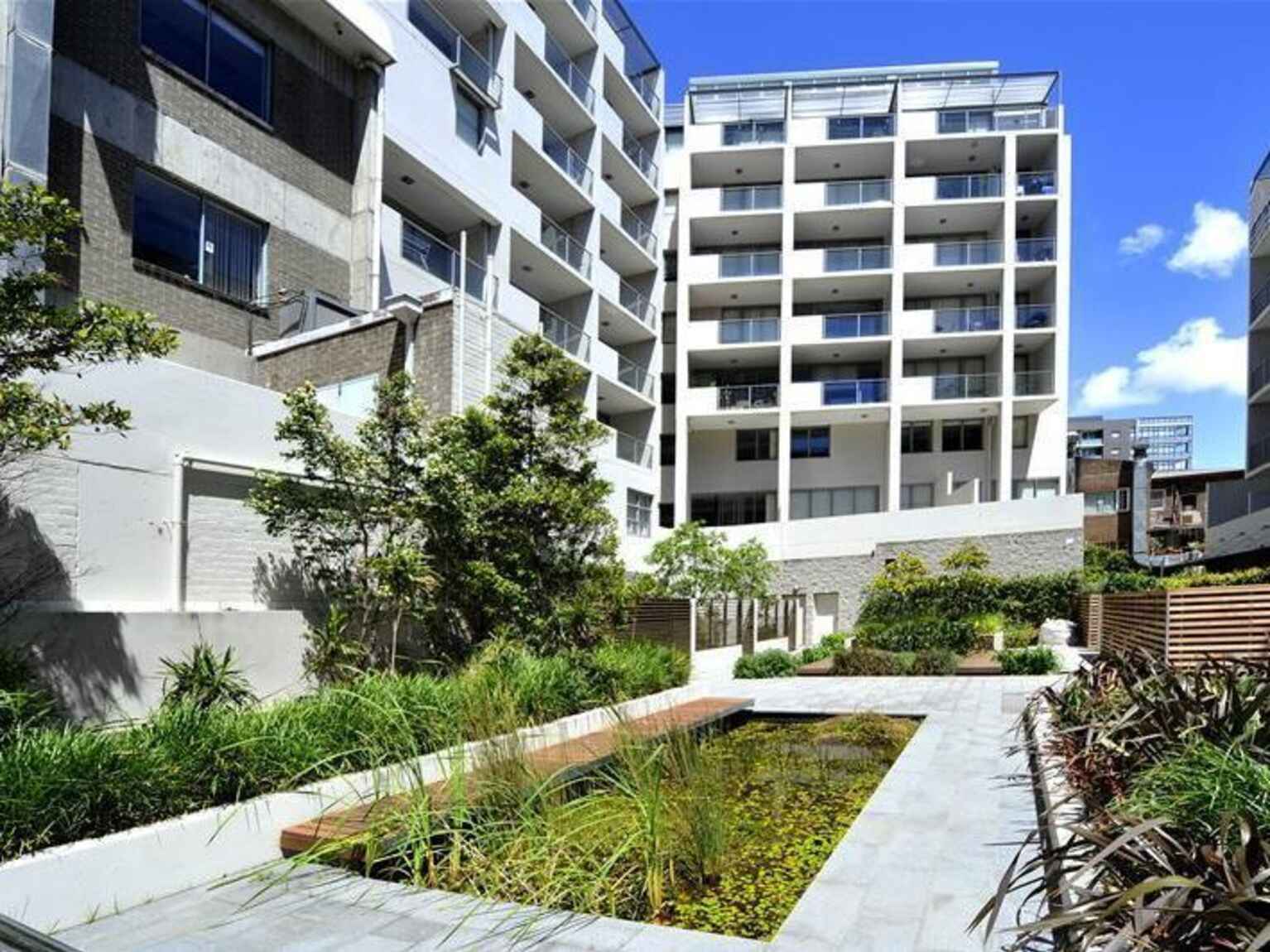 B39/158 Maroubra Road Maroubra