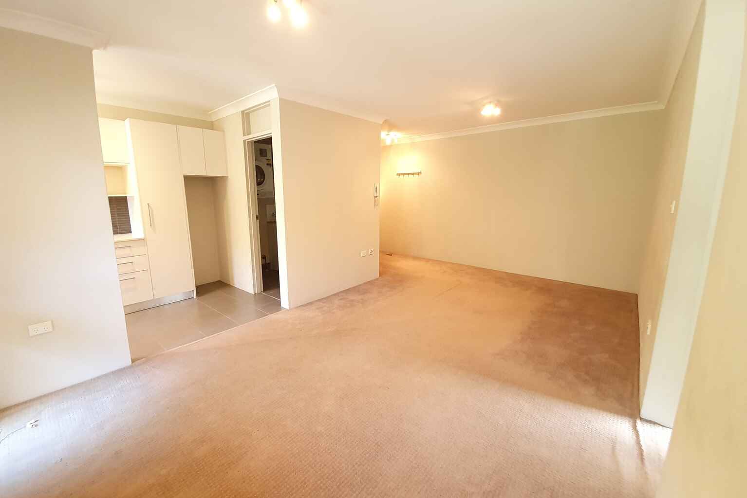 12/10 Evans Avenue Eastlakes 12/10 Evans Avenue Eastlakes