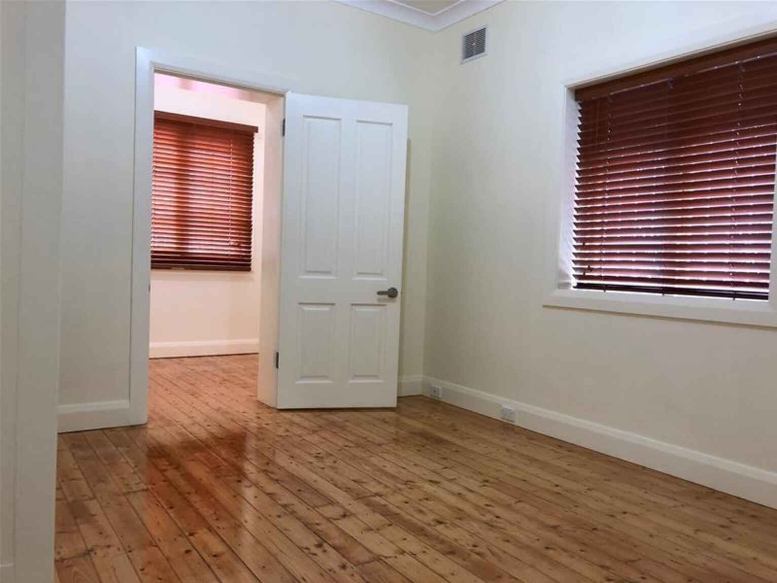 1/239 Anzac Parade Kingsford