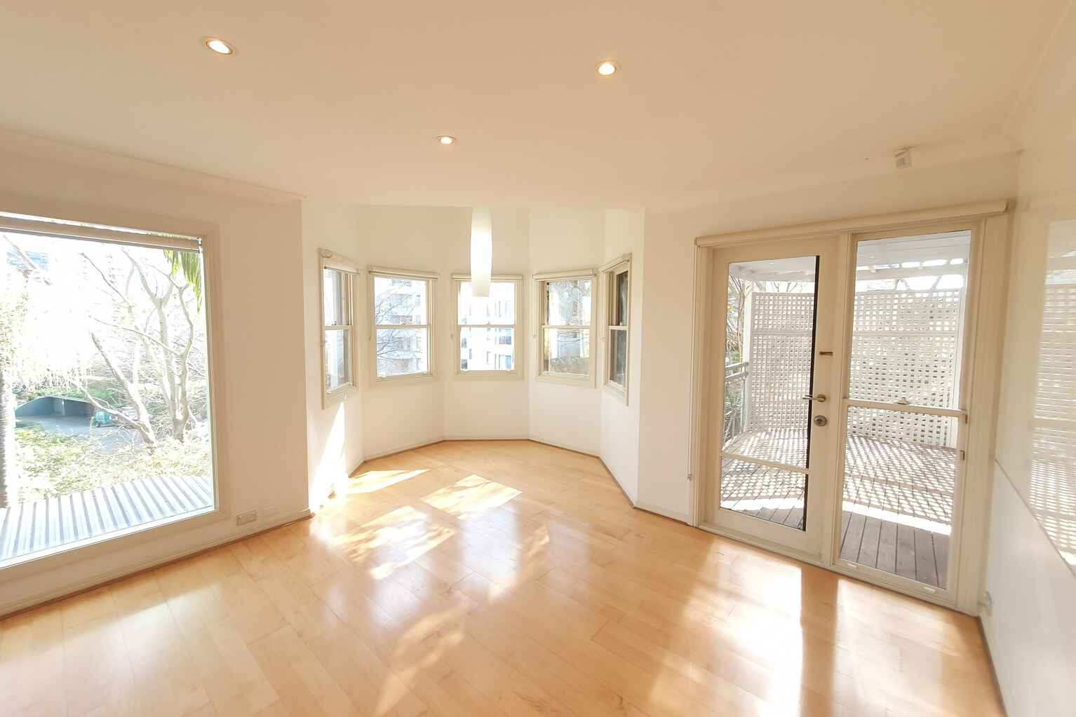 68 Balfour Road Kensington