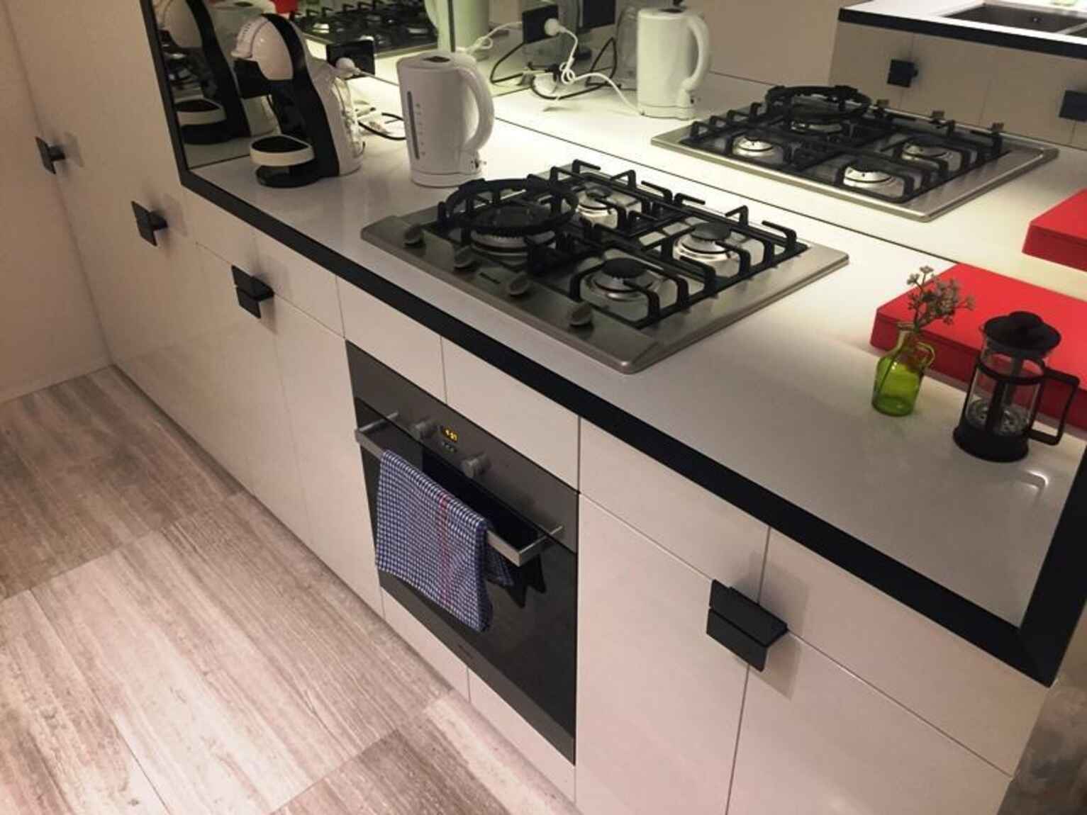 S16.05/178 Thomas Street Haymarket