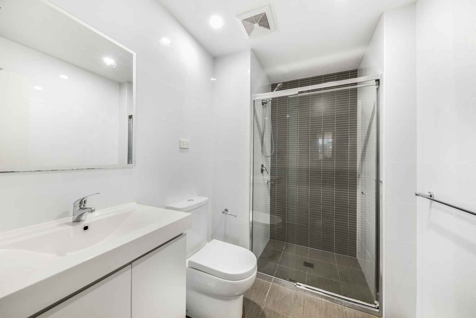 203/1 Church Avenue Mascot 203/1 Church Avenue Mascot