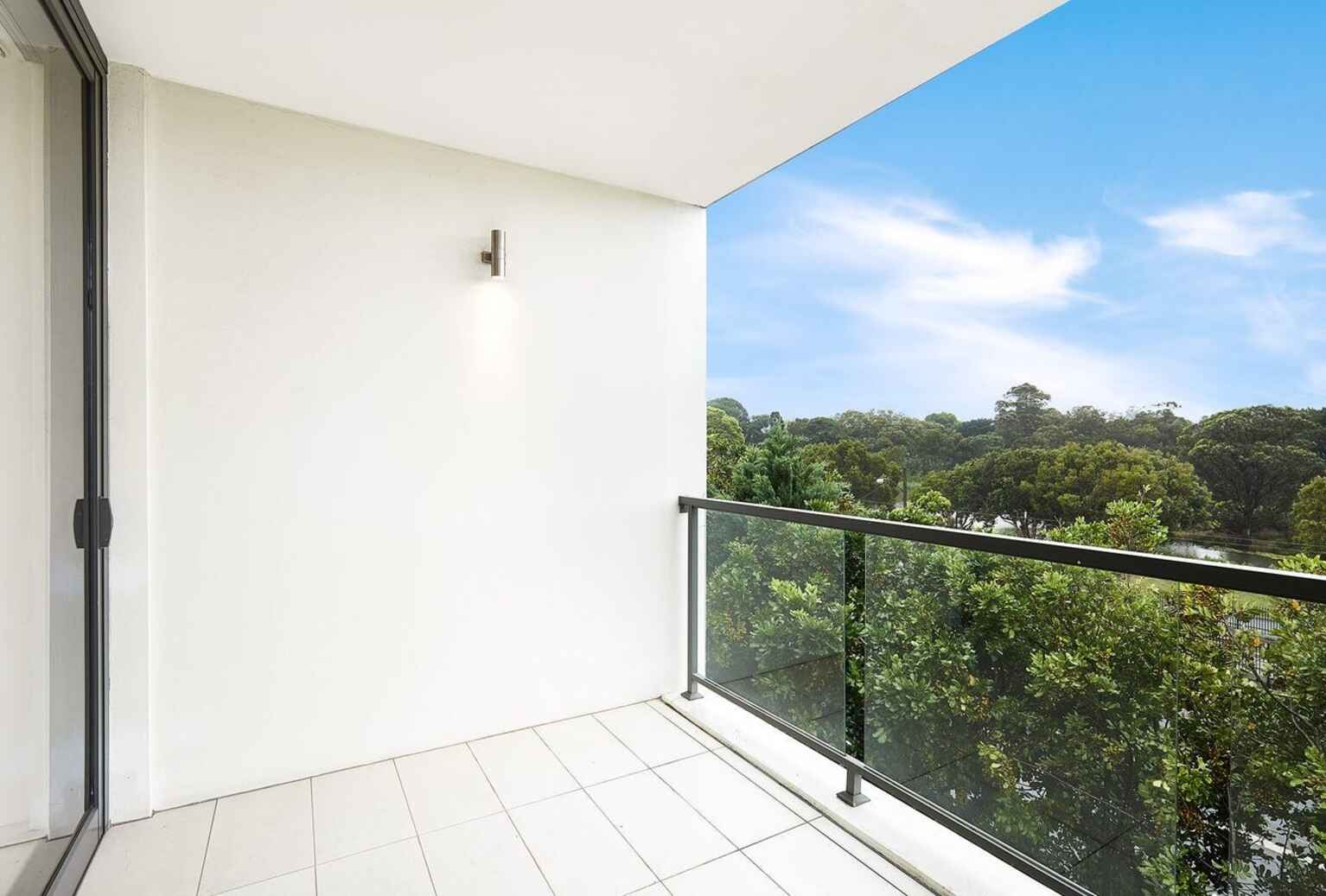 22/7-9 Alison Road Kensington