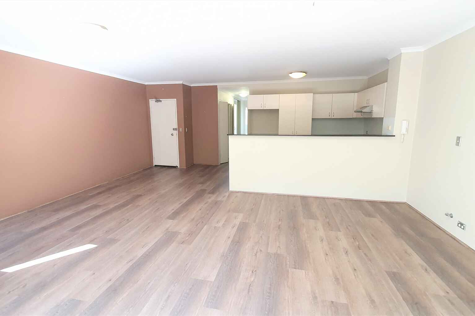 17/4 Gillespie Avenue Alexandria