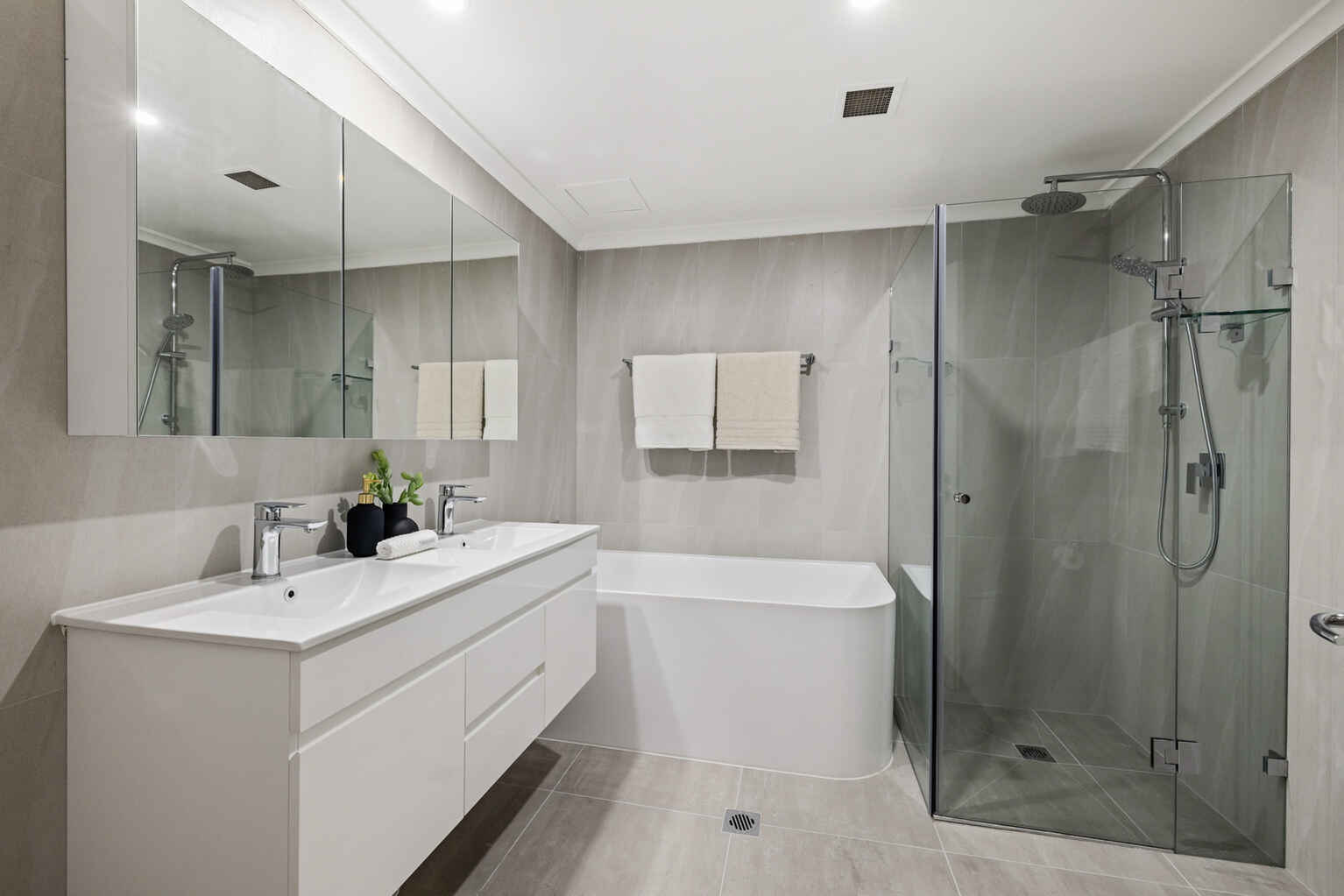 303/679 Anzac Parade Maroubra