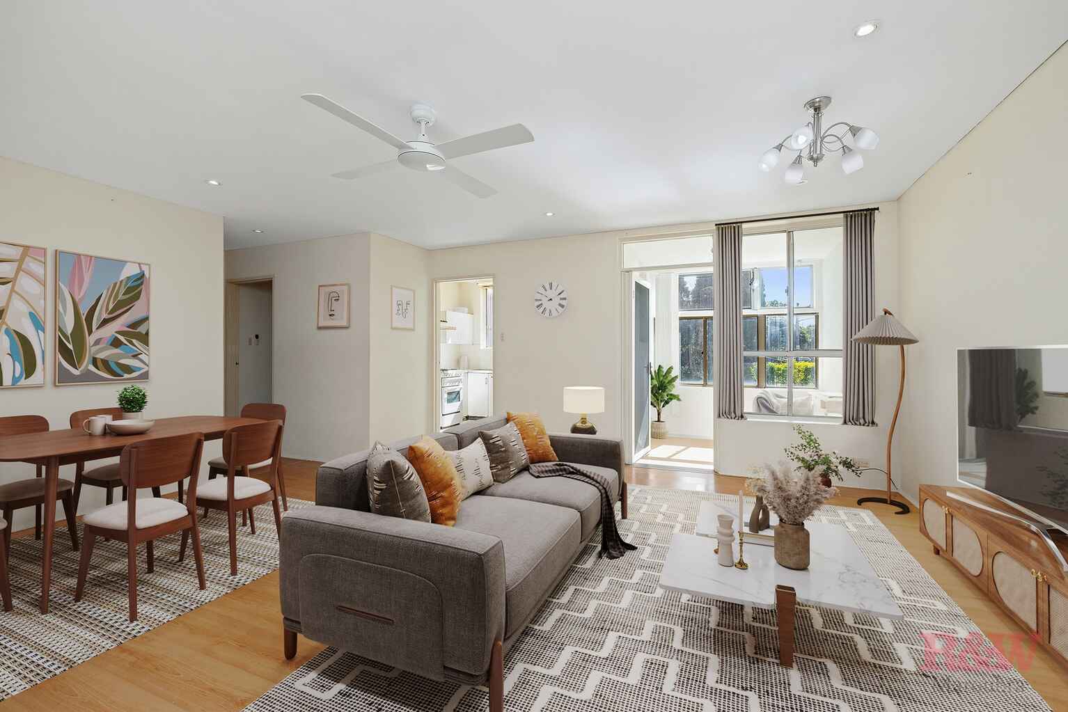 16/66 Mascot Drive Eastlakes