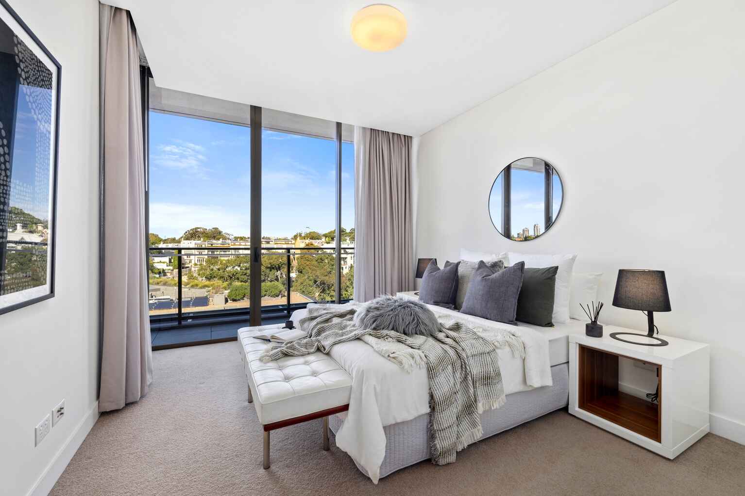 803/17 Grattan Close Forest Lodge