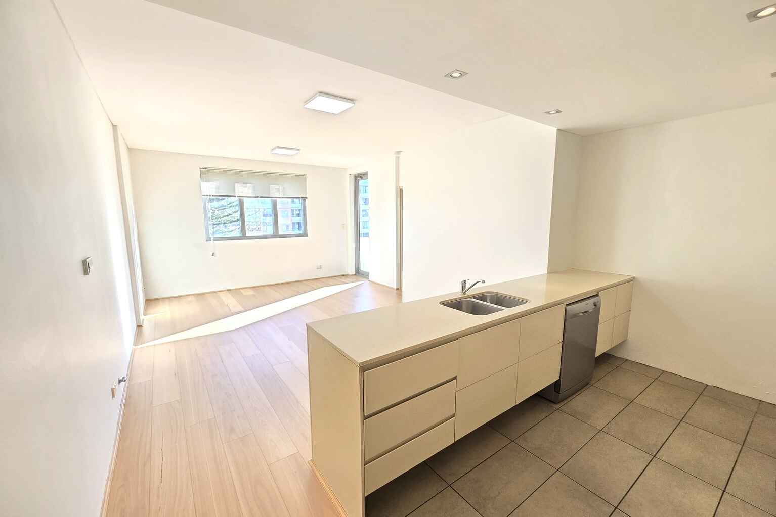 B35/158 Maroubra Road Maroubra