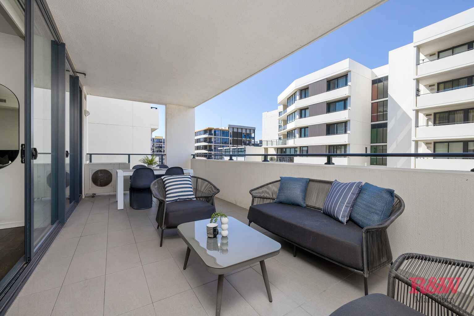 1006A/7-9 Kent Road Mascot