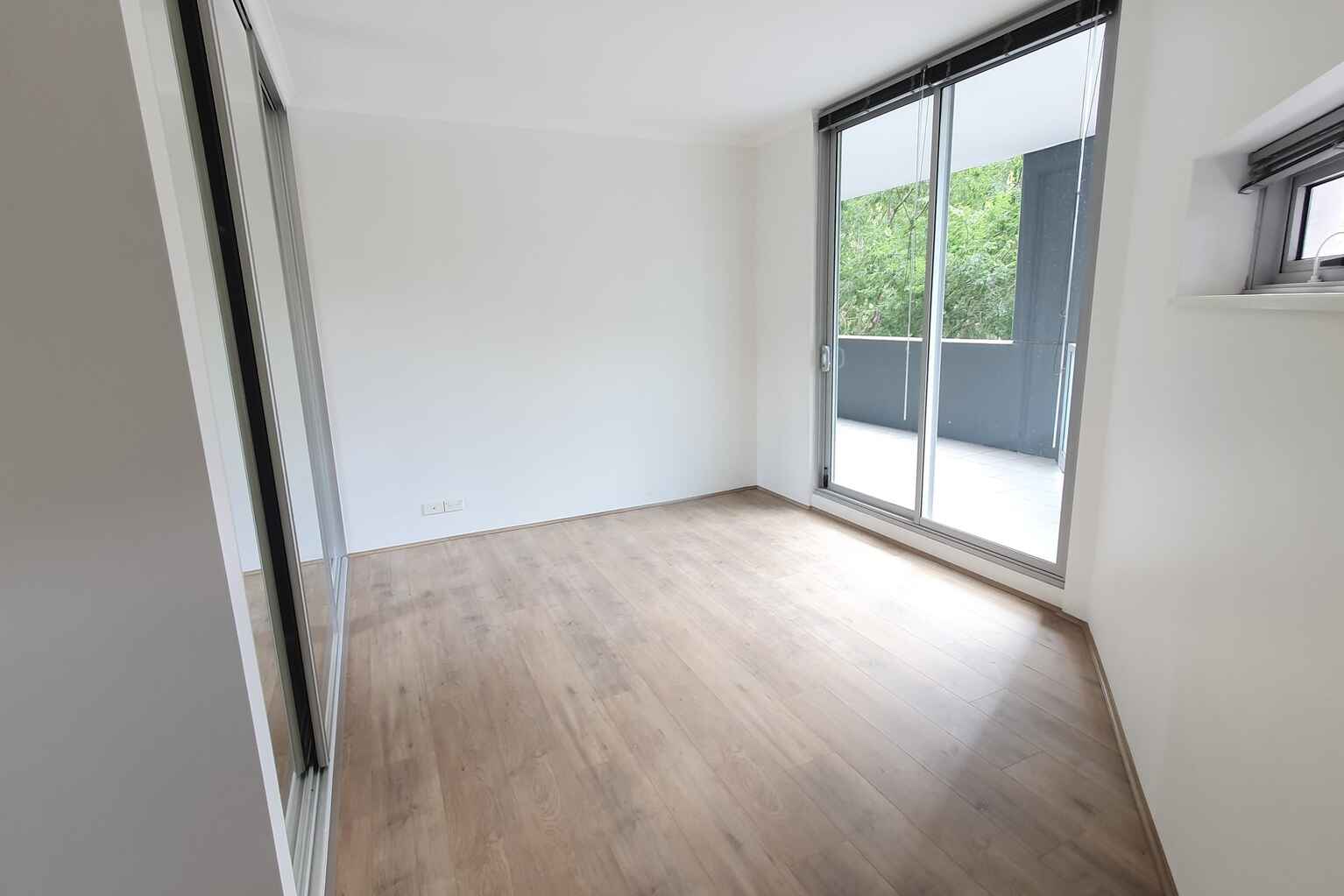 98/5A Victoria Park Parade Zetland 98/5A Victoria Park Parade Zetland