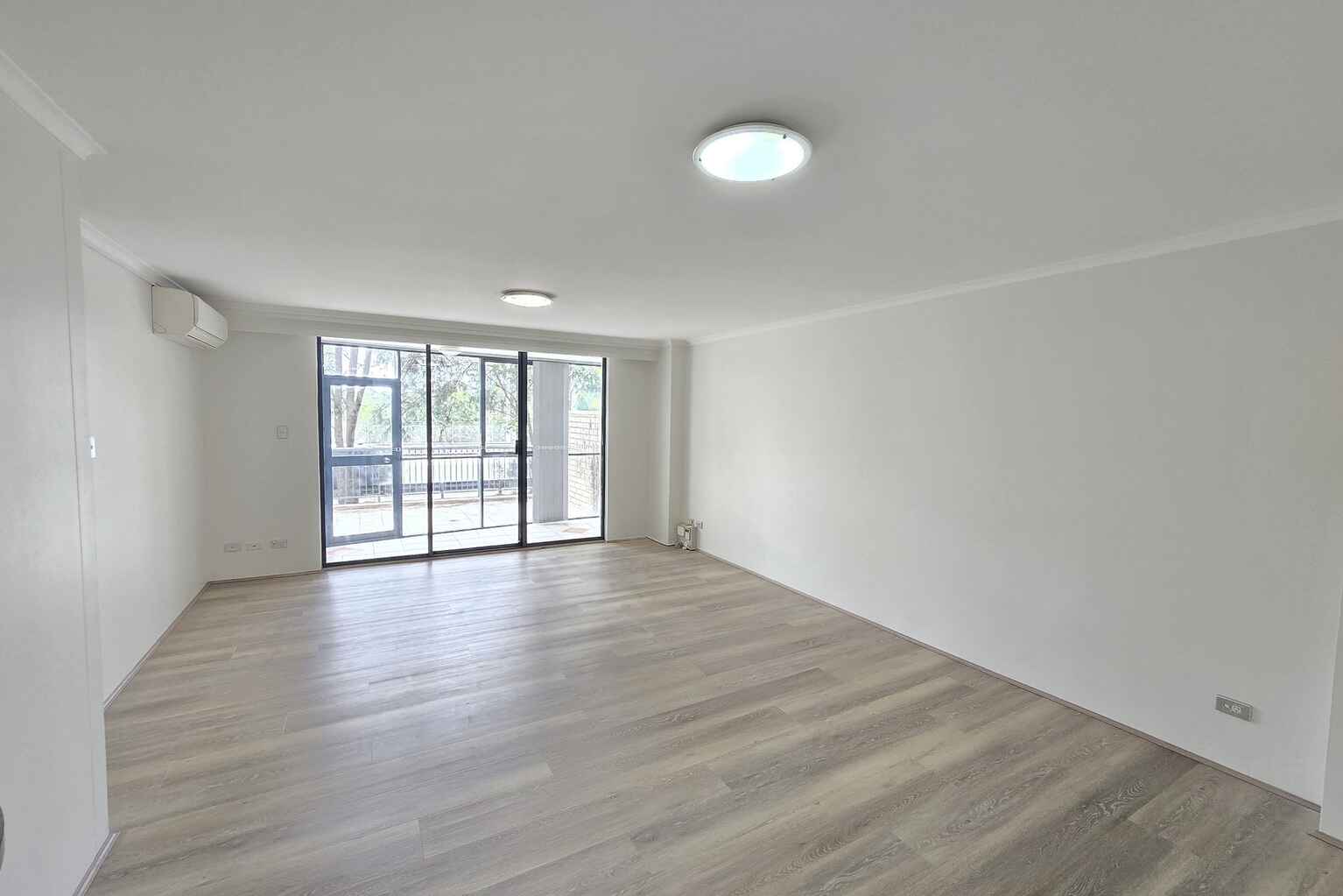 295/83-93 Dalmeny Avenue Rosebery