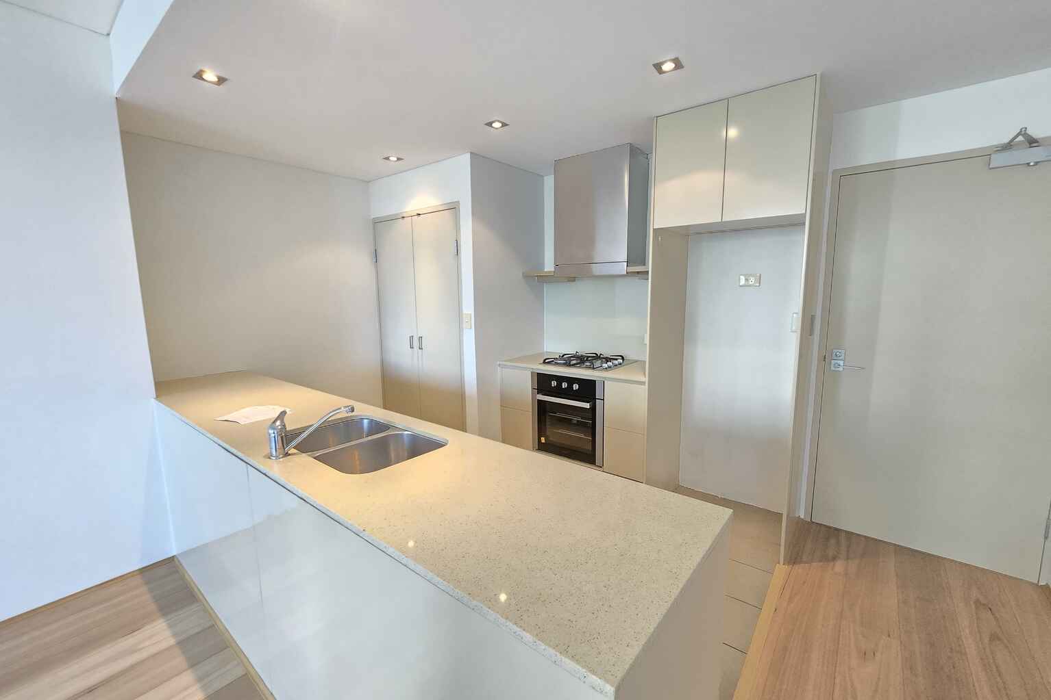 B35/158 Maroubra Road Maroubra