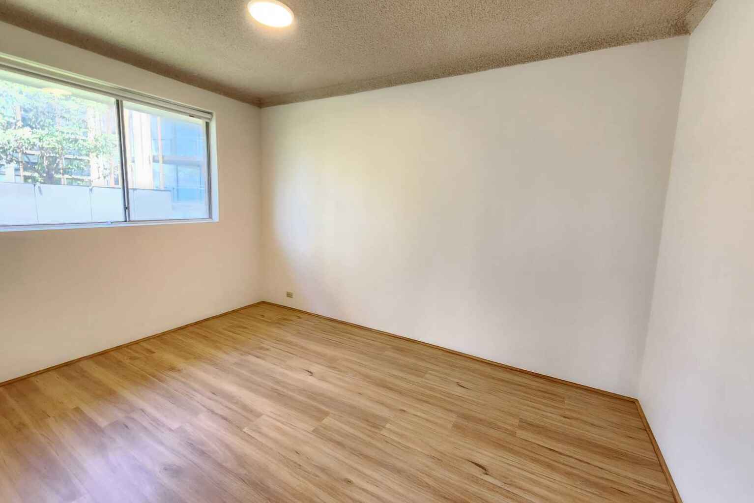 16/16 Evans Avenue Eastlakes