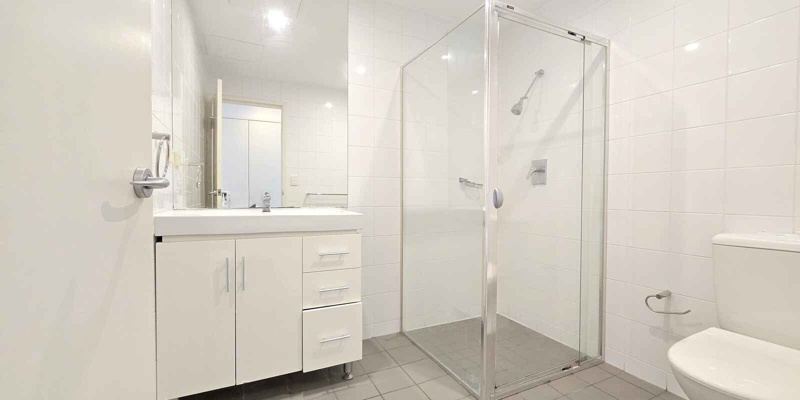 5/8 Grandstand Parade Zetland