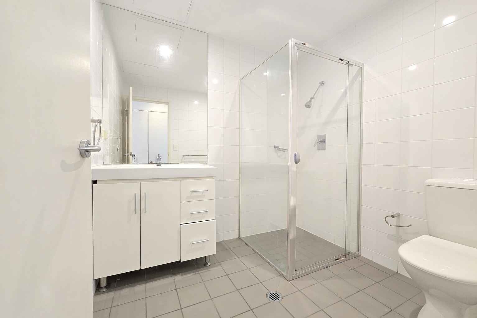 5/8 Grandstand Parade Zetland