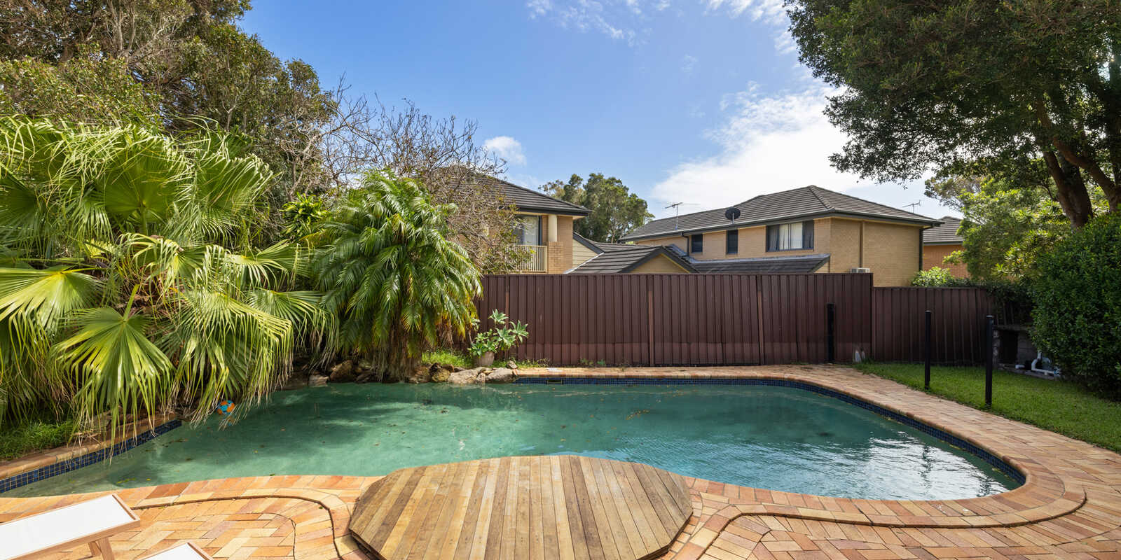 34 Woomera Road Little Bay 34 Woomera Road Little Bay