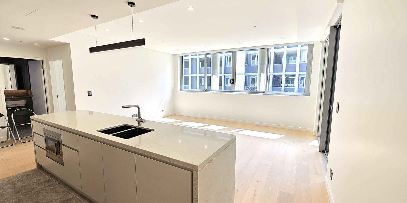 401B/16 Rothschild Avenue Rosebery