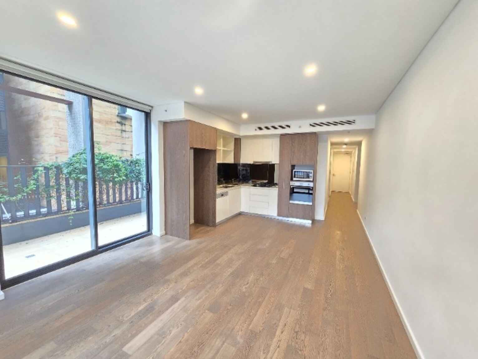 G01/12 Paul Street Zetland