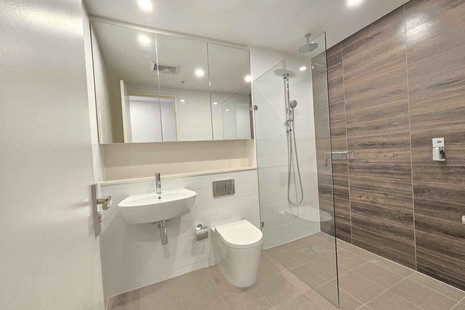 G01/12 Paul Street Zetland