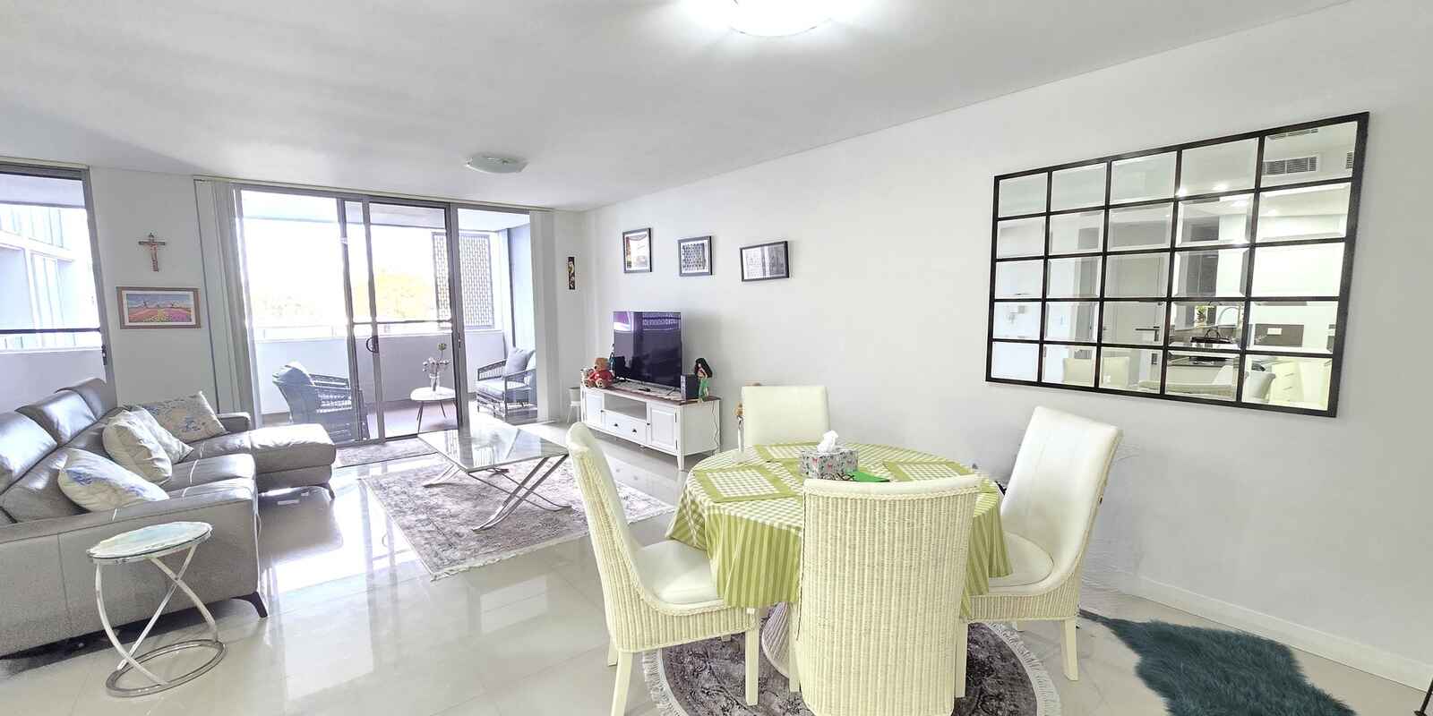 408/12 Rancom Street Botany