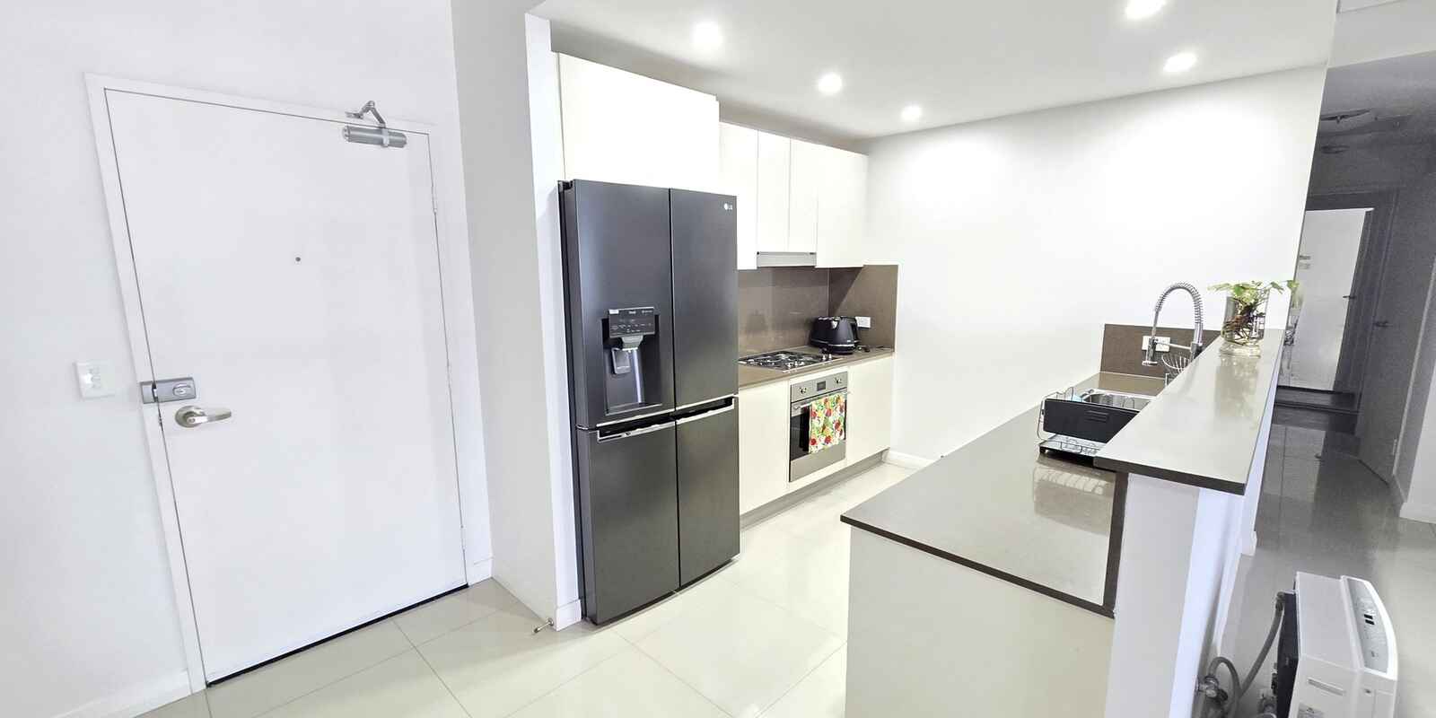 408/12 Rancom Street Botany