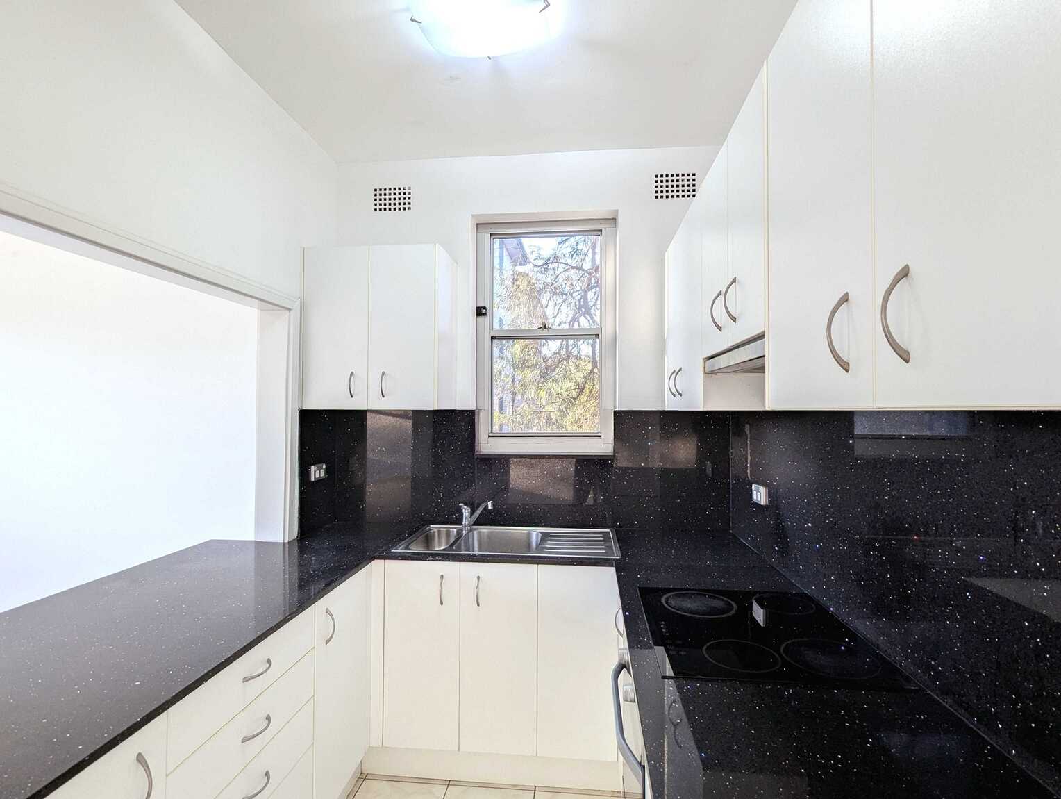 1/67 Willis Street Kingsford
