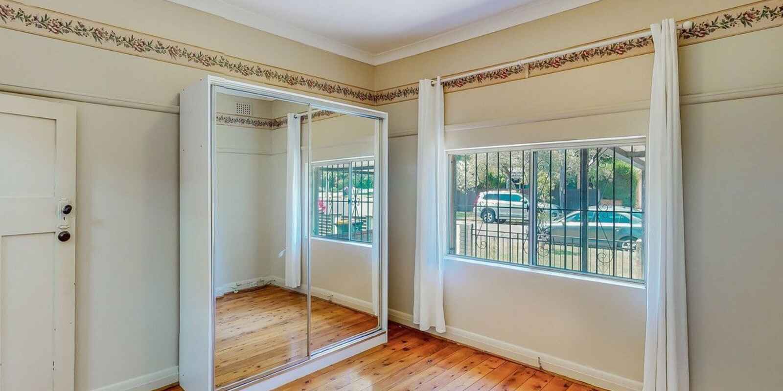 52 Irvine Street Kingsford