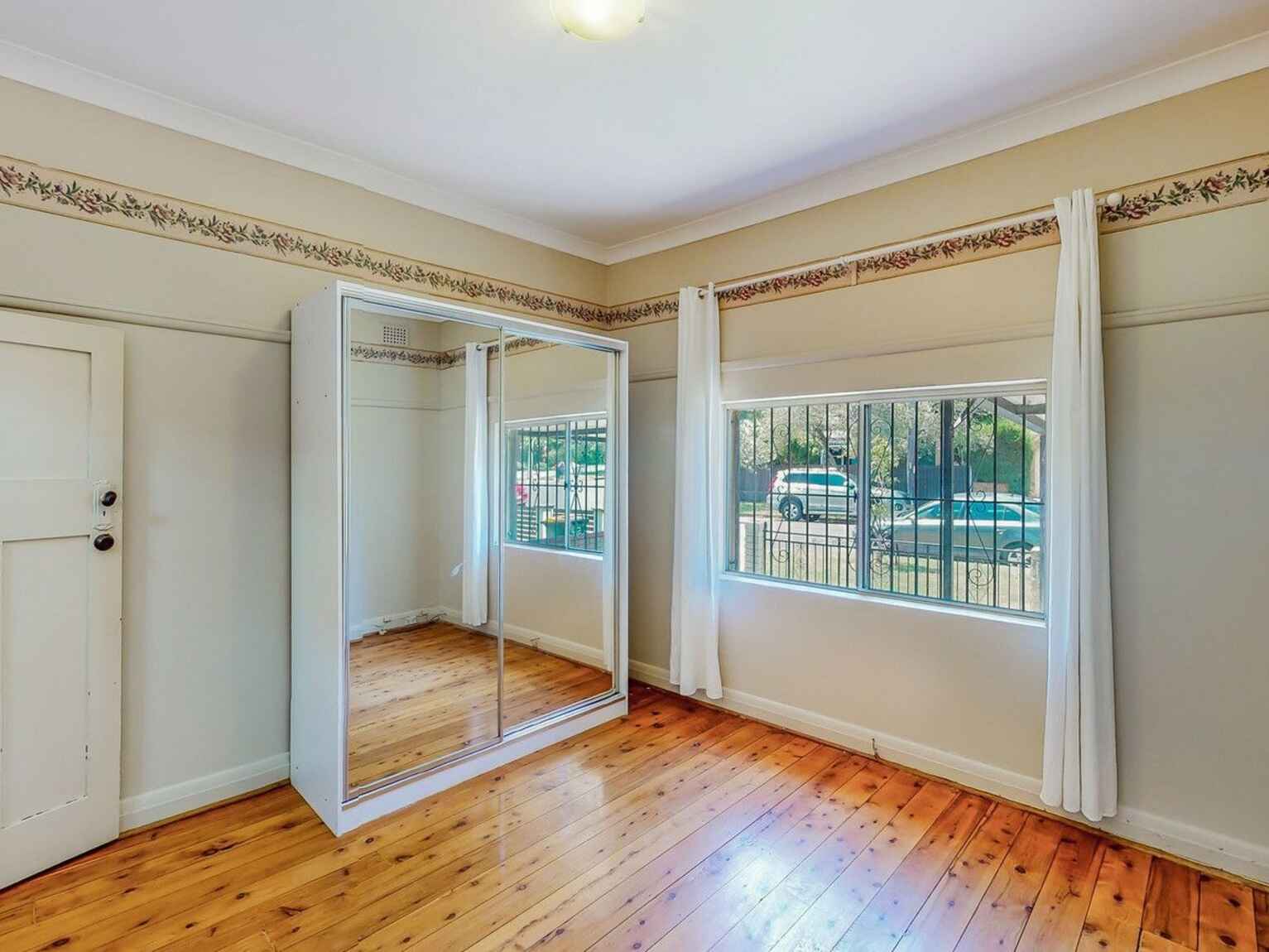 52 Irvine Street Kingsford