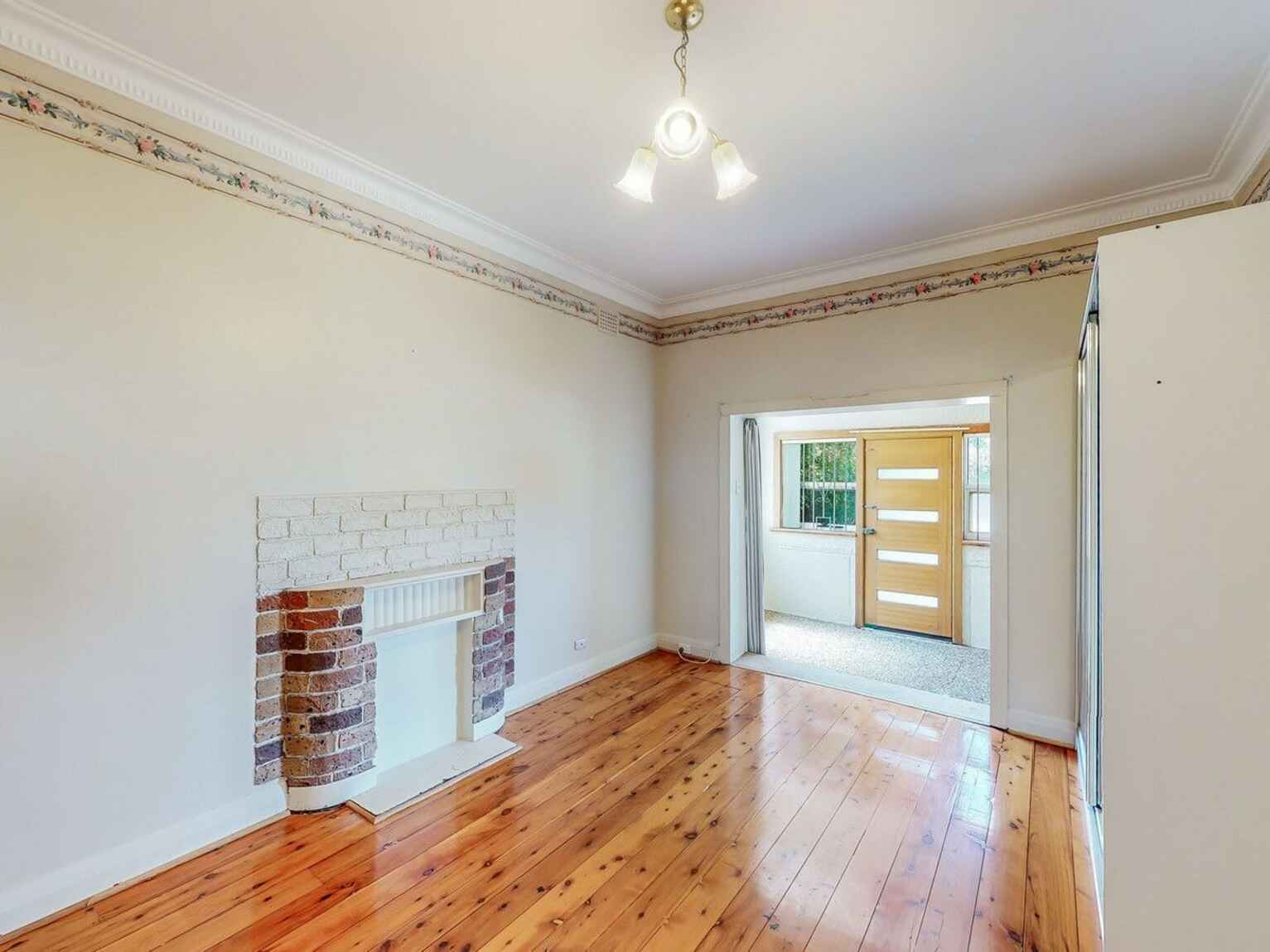 52 Irvine Street Kingsford