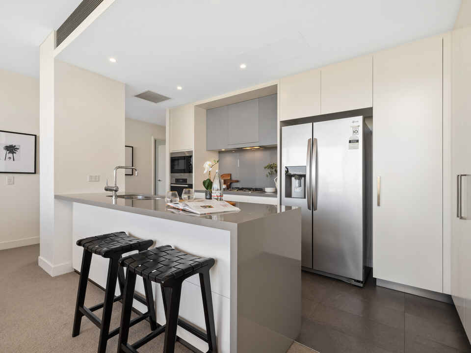 803/17 Grattan Close Forest Lodge