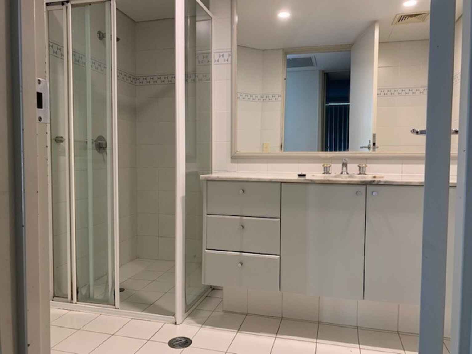 402/93 Brompton Road Kensington 402/93 Brompton Road Kensington