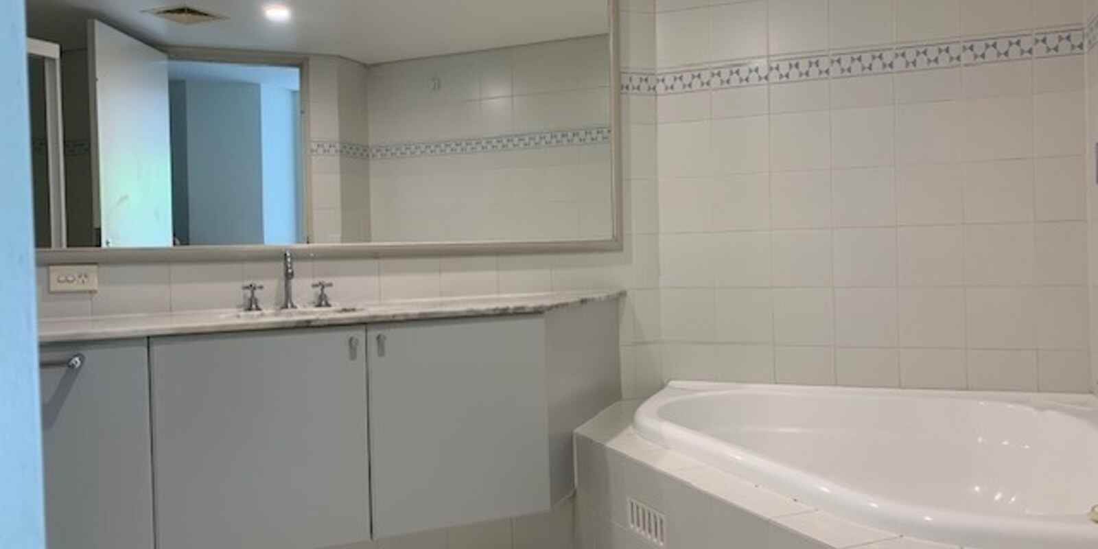 402/93 Brompton Road Kensington 402/93 Brompton Road Kensington