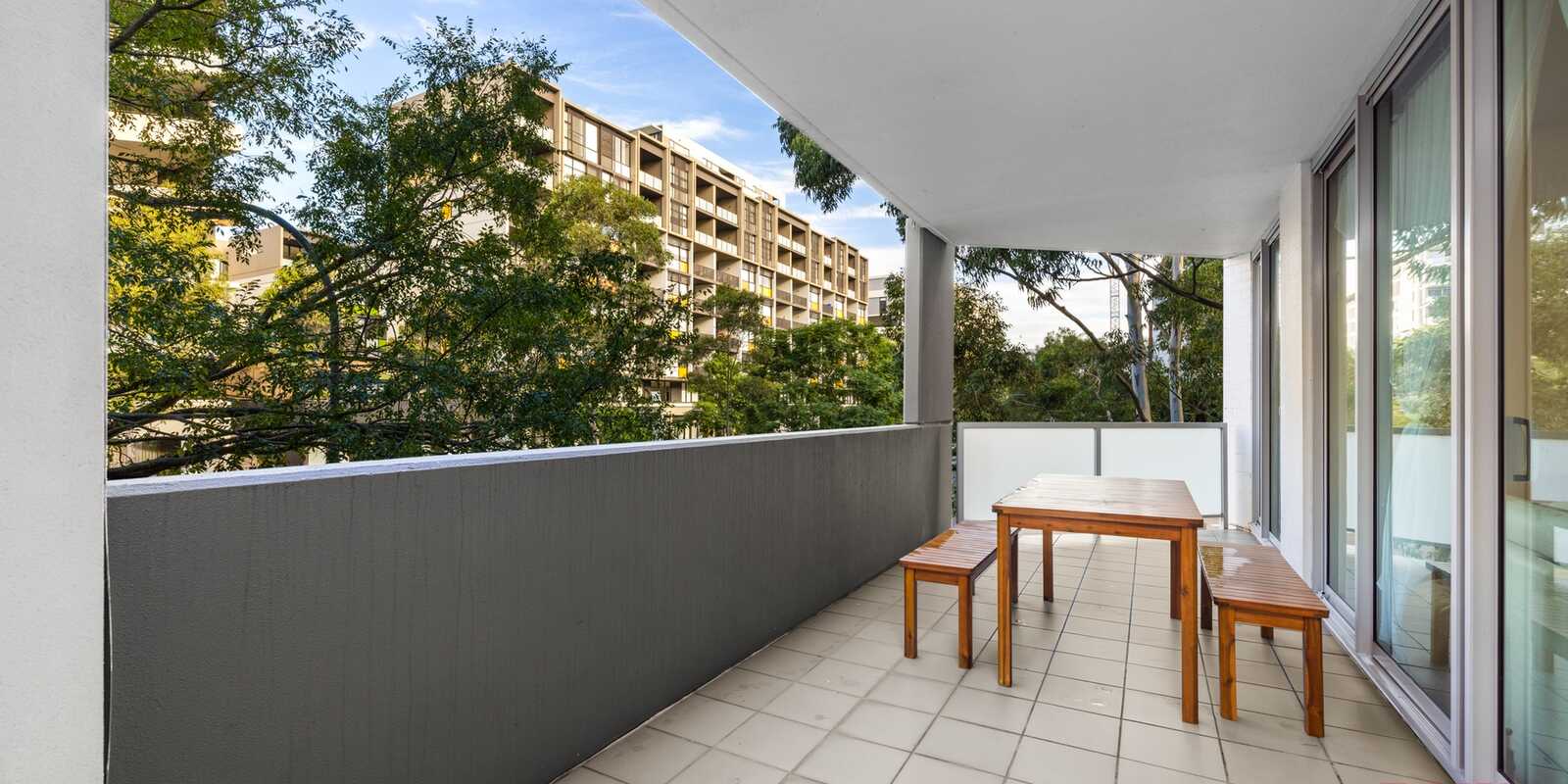 98/5A Victoria Park Parade Zetland 98/5A Victoria Park Parade Zetland