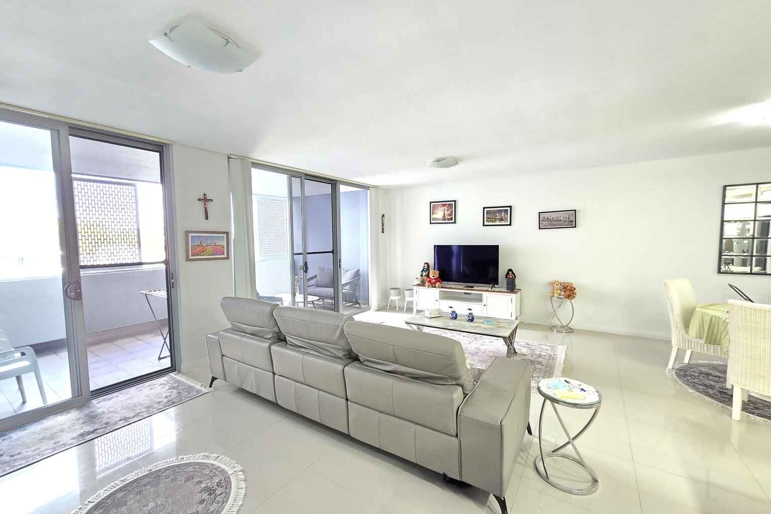 408/12 Rancom Street Botany